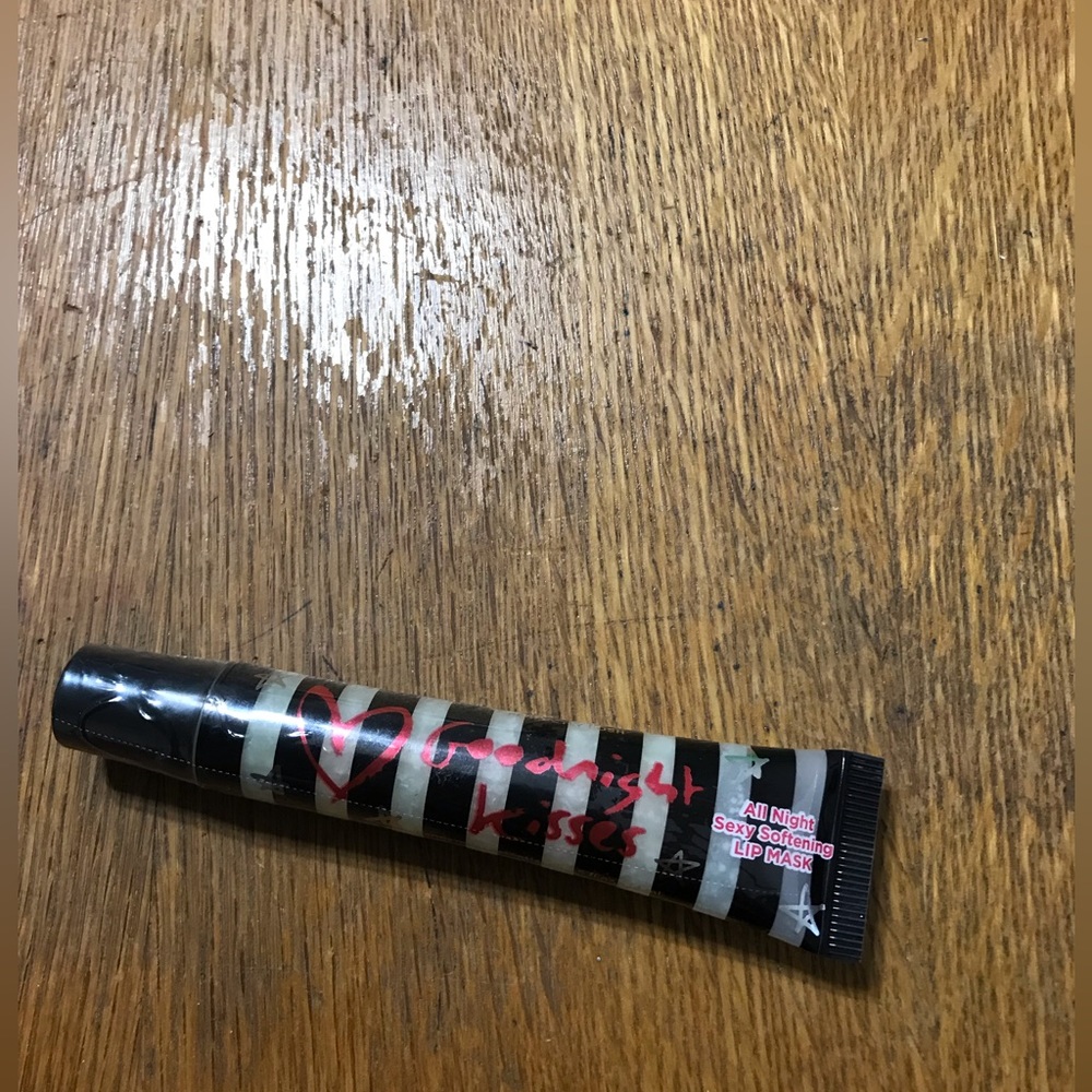Perfectly Posh Goodnight Kisses Lip Mask